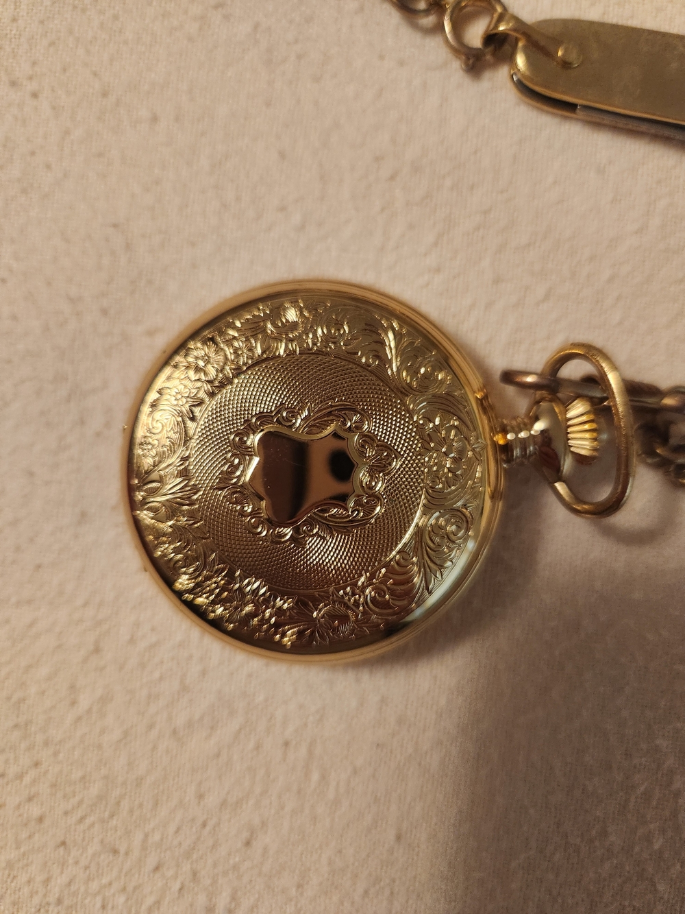 Gold Pocket Watch with Chain and Swiss Army Knife - Picture 4 of 7